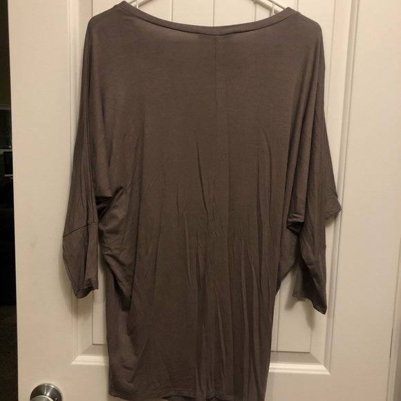 Brown Paisley Rooster Doleman top. - Picture 6 of 8